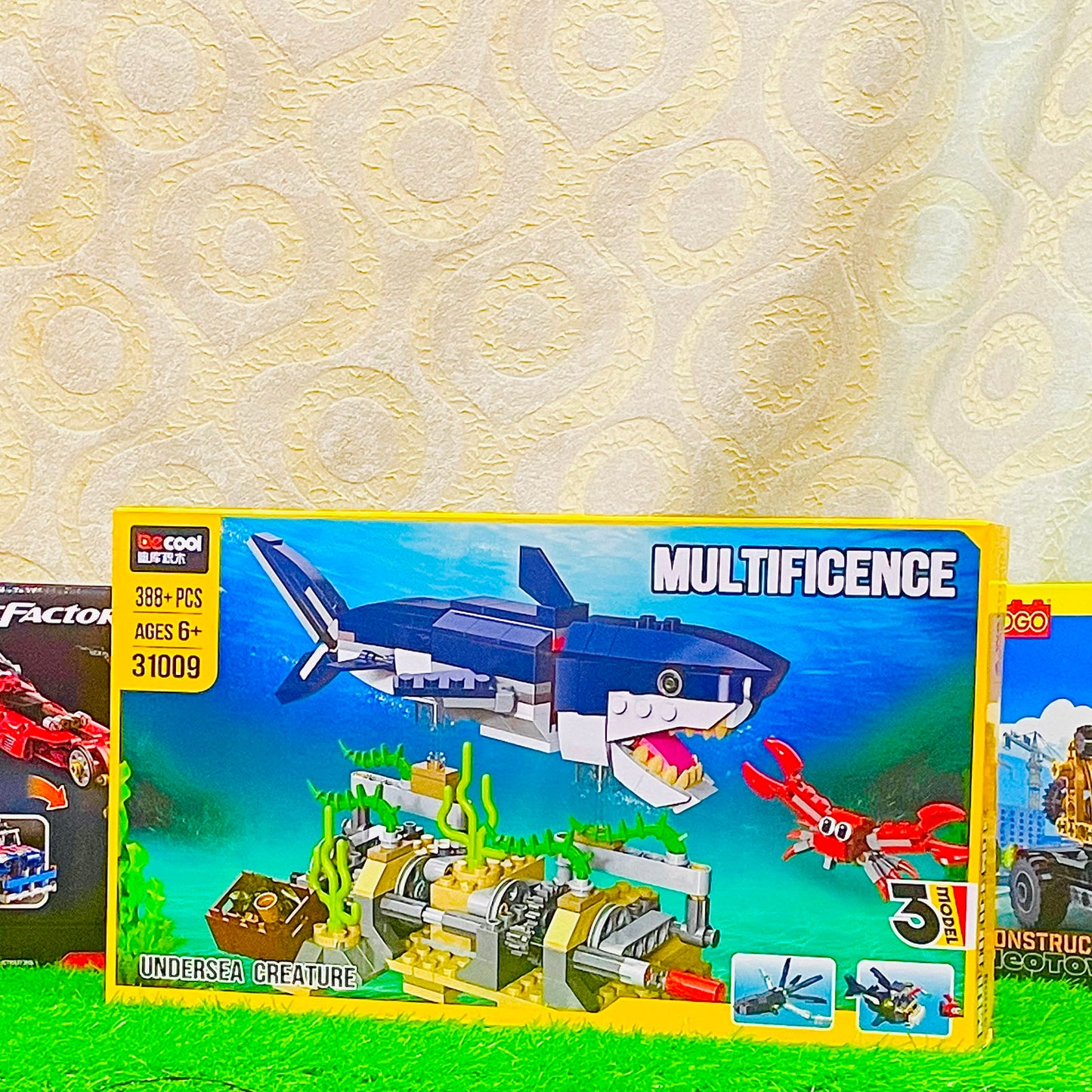 Decool Multificence 3-in-1 Undersea Creature Building Blocks Set | 388+ PCS Educational STEM Toy for Kids 6+