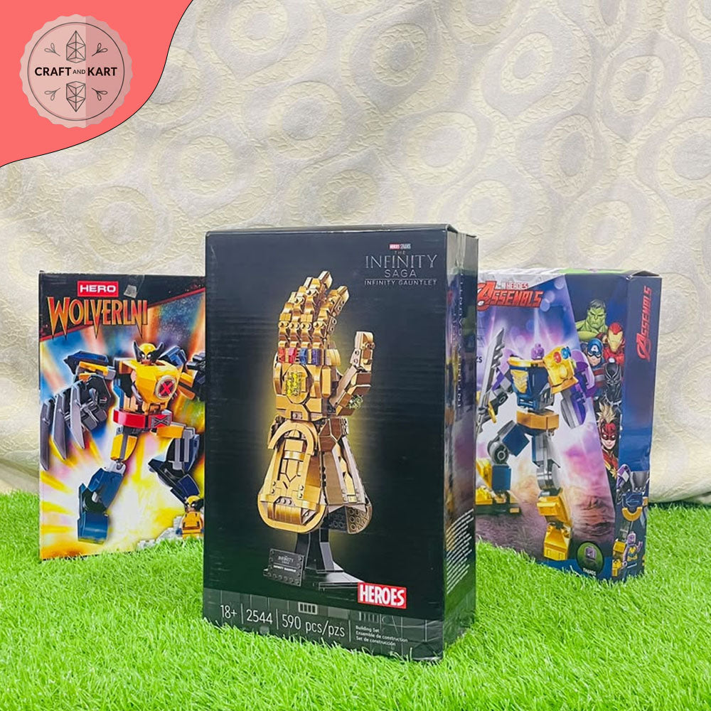 Infinity Gauntlet Building Blocks Set – 590 Pieces Super Hero Collectible Display Model for Adults & Teens