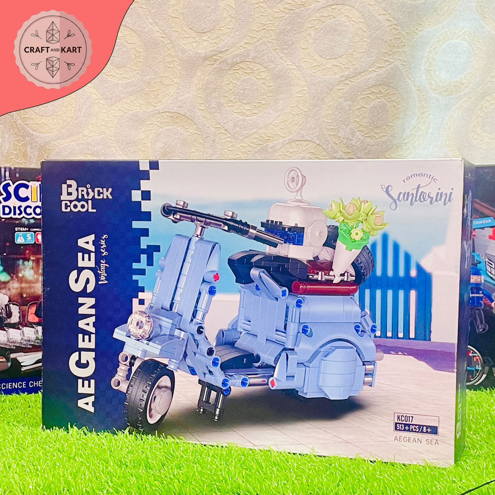 Aegean Sea Vintage Scooter Building Blocks Set – 513 PCS DIY Model Kit for Kids & Adults